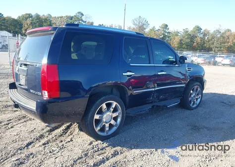 2007 Cadillac Escalade Standard from USA, damaged, VIN 1GYFK638X7R363625